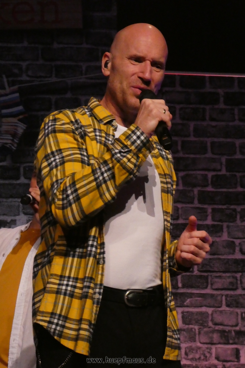 P1000979a.jpg