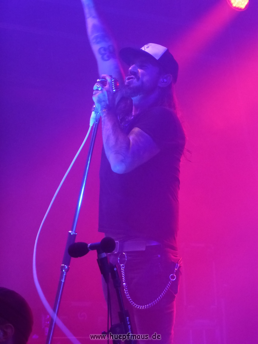 P1010138a.jpg