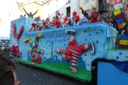 P1350588