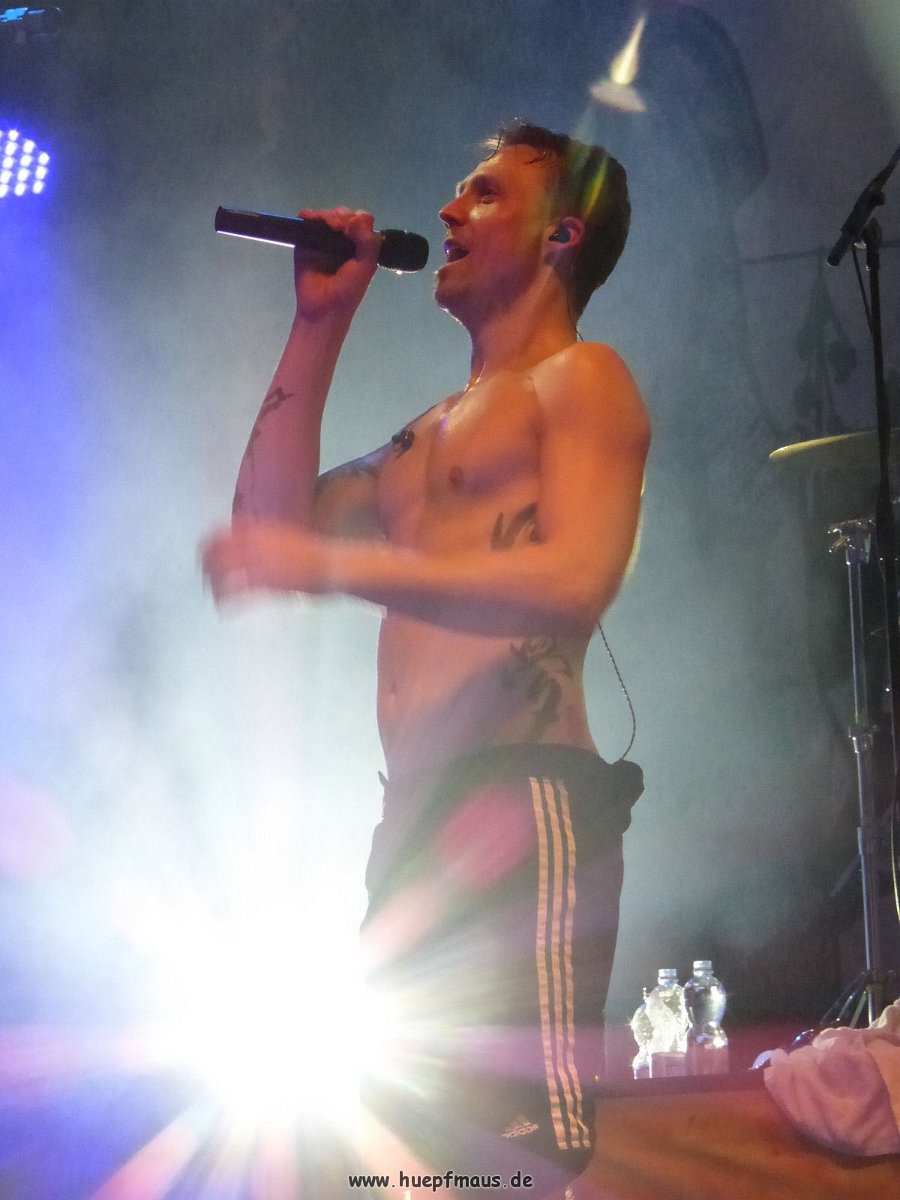 P1040666a.jpg
